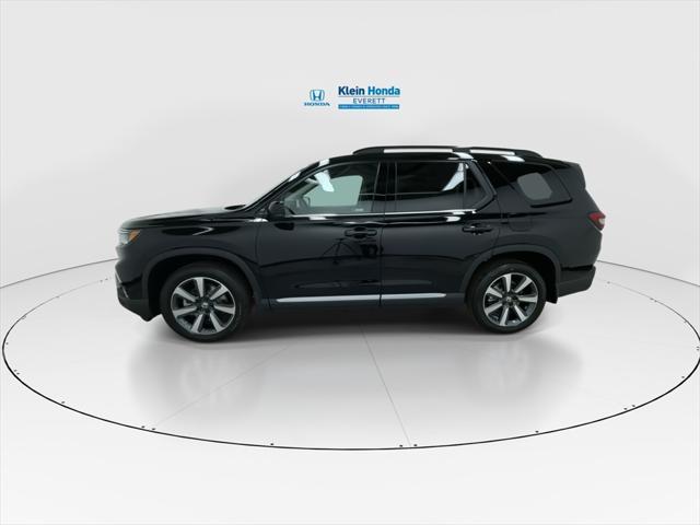 new 2025 Honda Pilot car, priced at $51,050