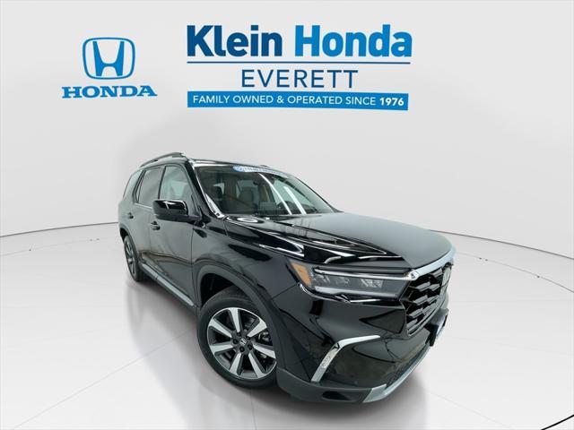 new 2025 Honda Pilot car, priced at $51,050