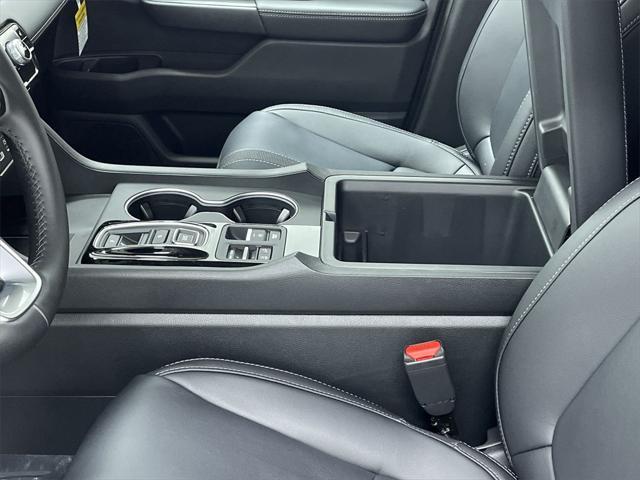 new 2025 Honda Pilot car, priced at $51,050