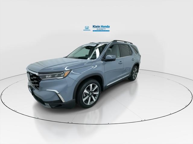 new 2025 Honda Pilot car, priced at $54,985
