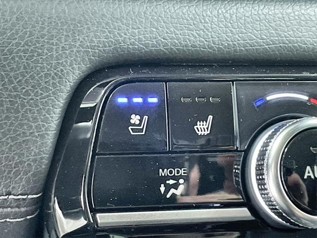 new 2025 Honda Pilot car, priced at $54,985
