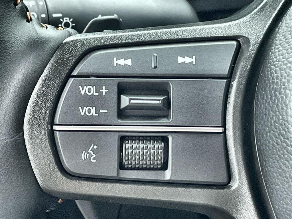 new 2026 Honda CR-V Hybrid car, priced at $40,250