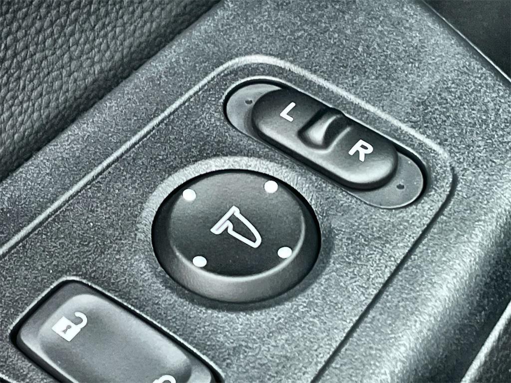 new 2026 Honda CR-V Hybrid car, priced at $40,250