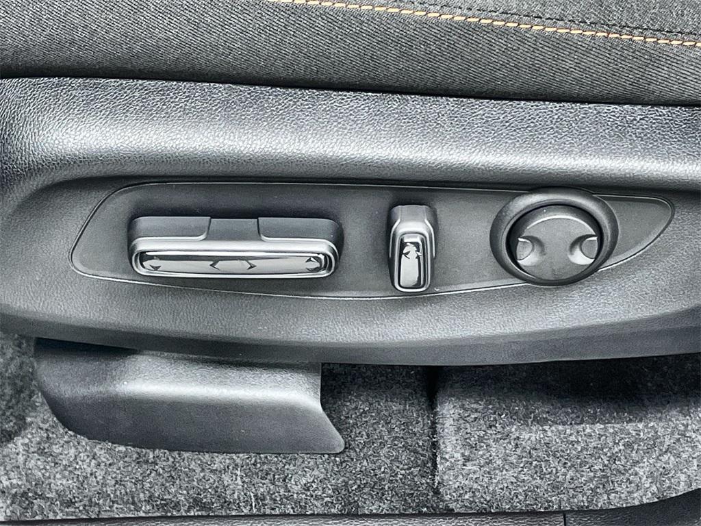 new 2026 Honda CR-V Hybrid car, priced at $40,250