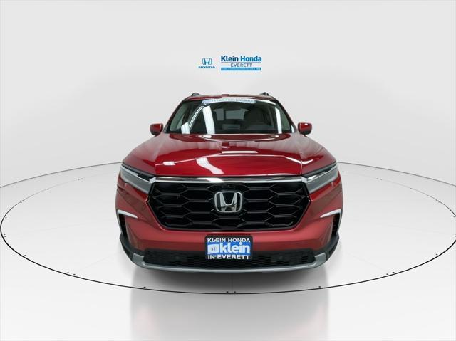 new 2025 Honda Pilot car, priced at $56,705