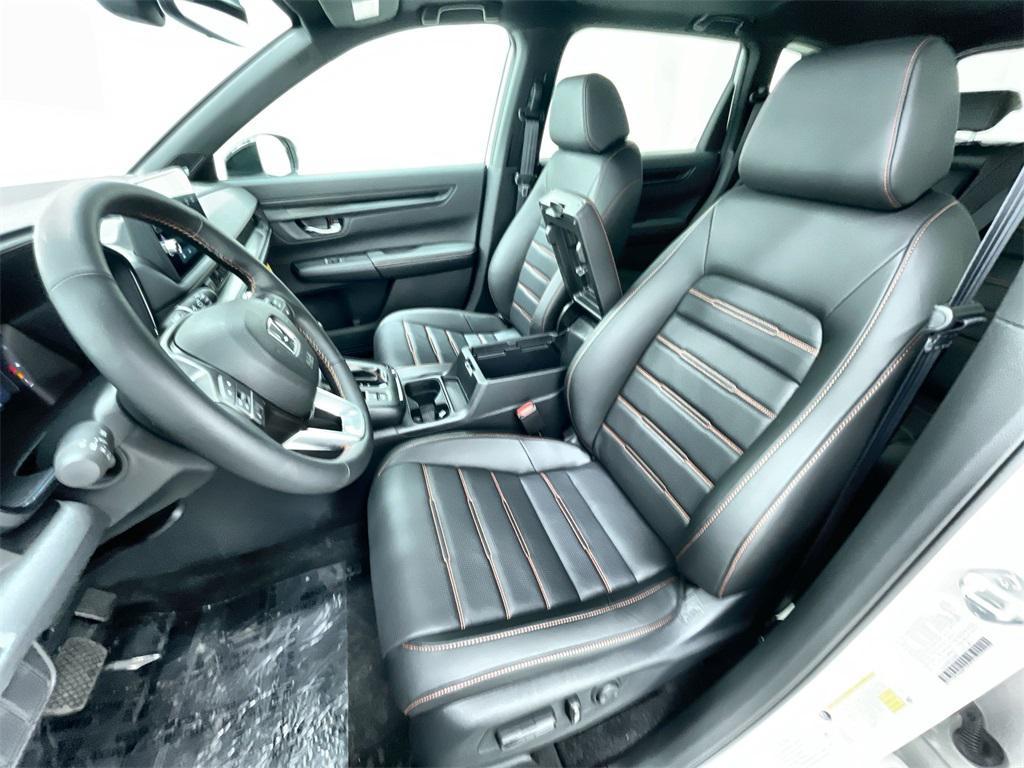 new 2026 Honda CR-V Hybrid car, priced at $42,130