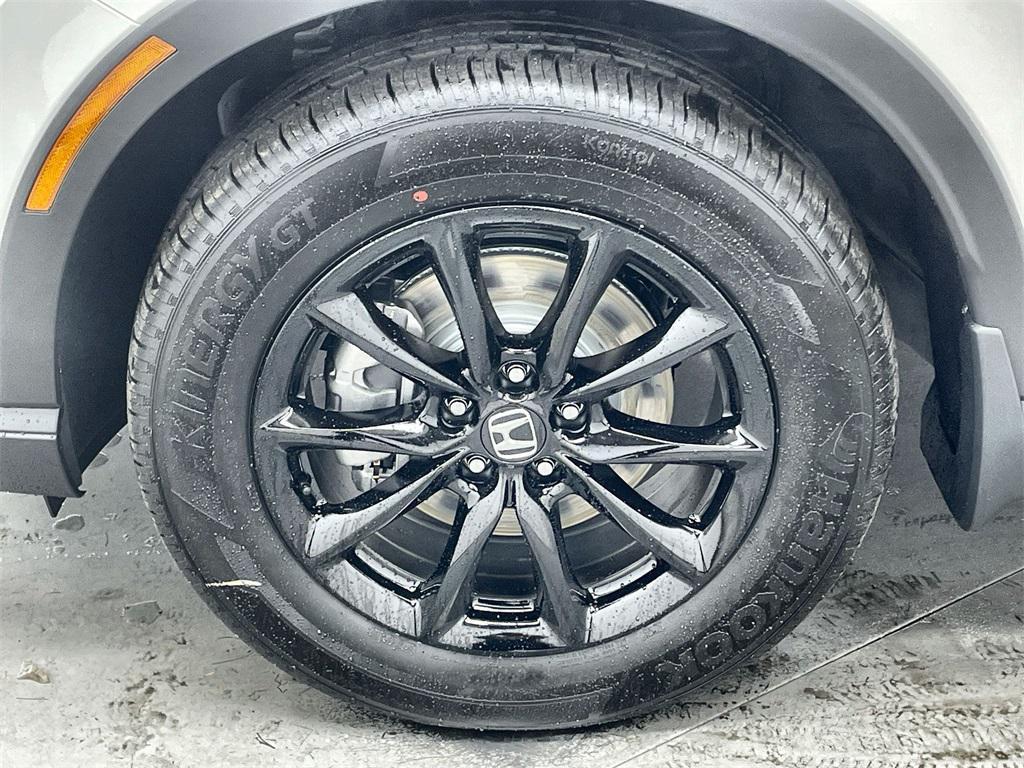 new 2026 Honda CR-V Hybrid car, priced at $42,130