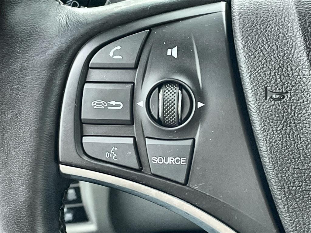 used 2020 Acura MDX car, priced at $28,699