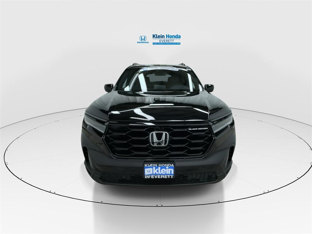 new 2025 Honda Pilot car, priced at $56,075