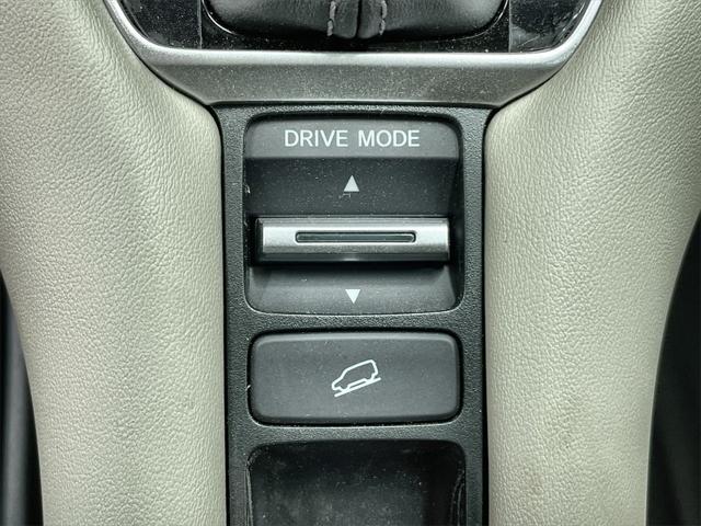 new 2025 Honda HR-V car, priced at $32,395