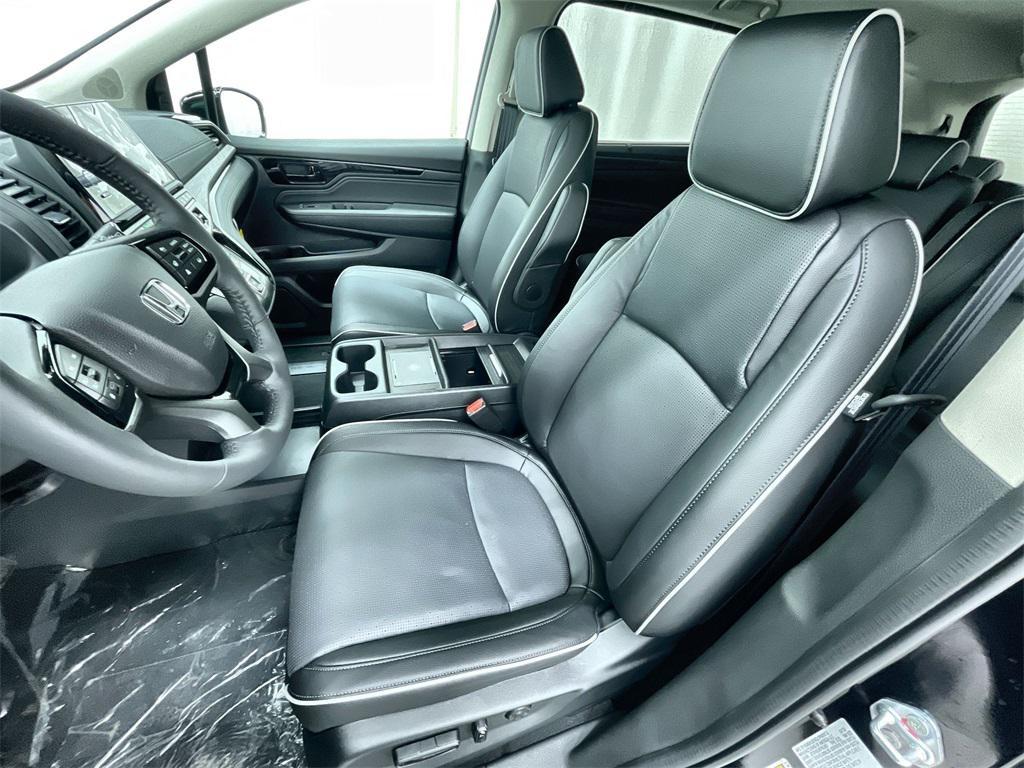 new 2026 Honda Odyssey car, priced at $52,488