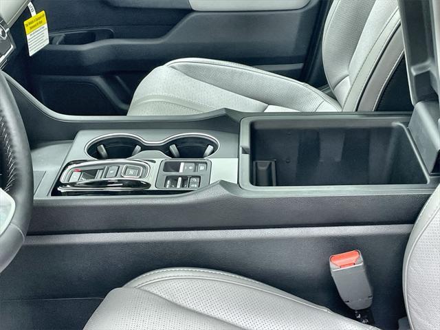 new 2025 Honda Pilot car, priced at $49,588