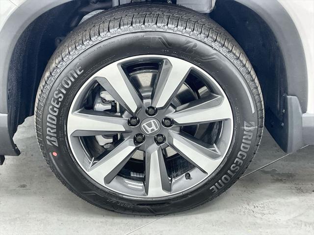 new 2025 Honda Pilot car, priced at $49,588