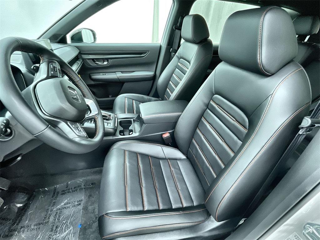new 2026 Honda CR-V Hybrid car, priced at $42,130