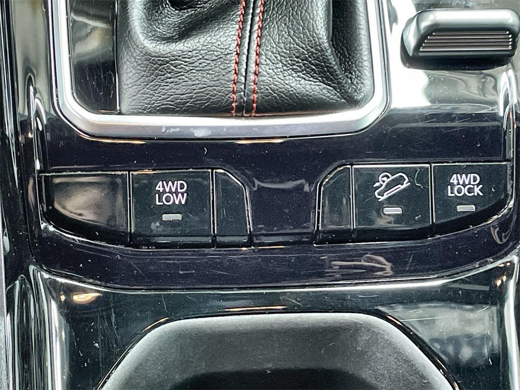 used 2023 Jeep Compass car, priced at $25,999