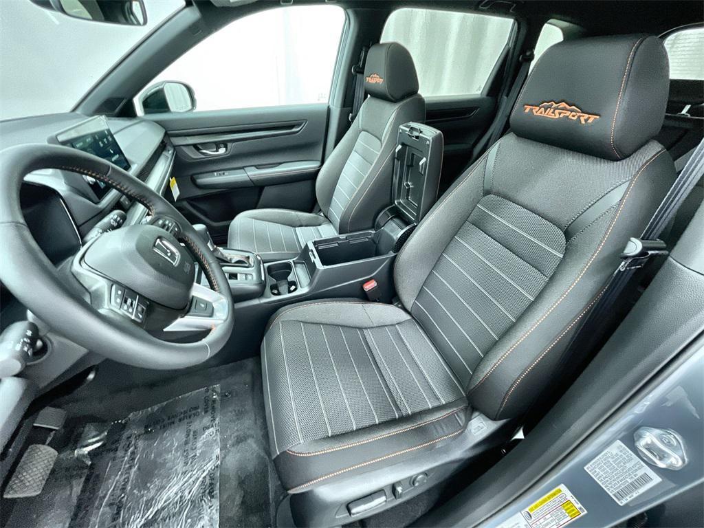 new 2026 Honda CR-V Hybrid car, priced at $40,705