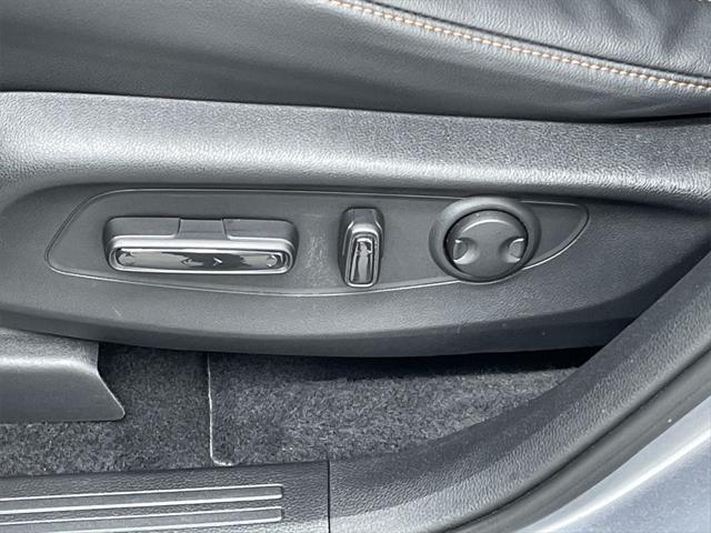 used 2024 Honda CR-V Hybrid car, priced at $31,399