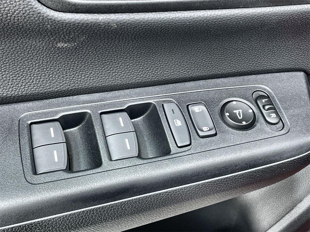 new 2025 Honda CR-V Hybrid car, priced at $38,335