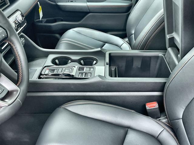 new 2025 Honda Pilot car, priced at $46,888