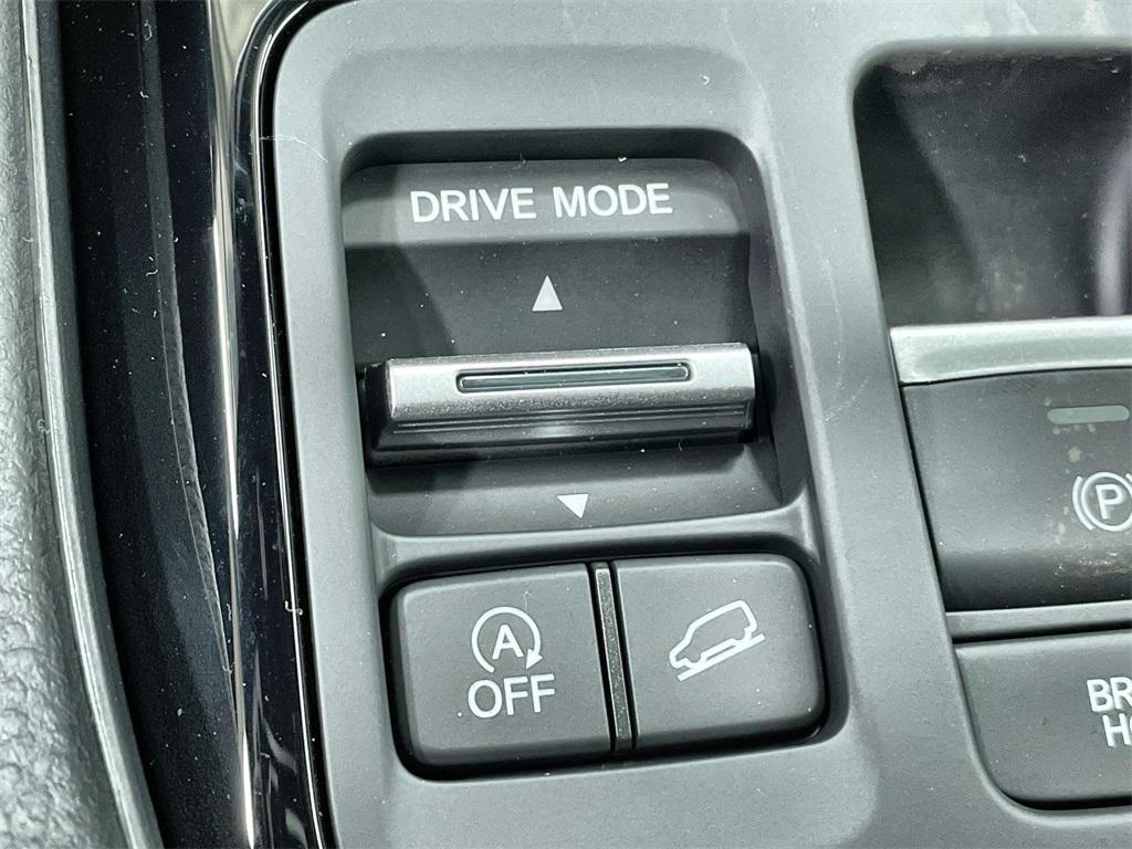 new 2025 Honda Pilot car, priced at $48,637