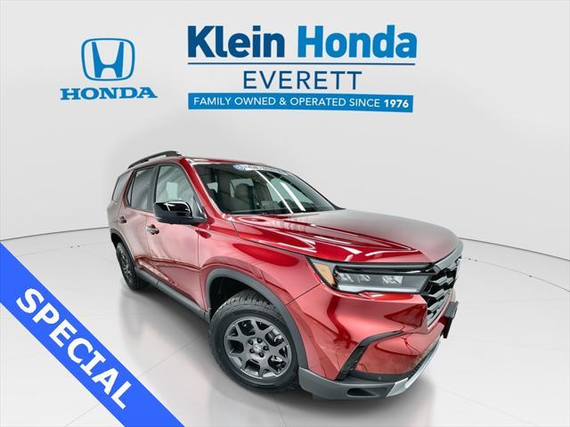 new 2025 Honda Pilot car, priced at $46,888