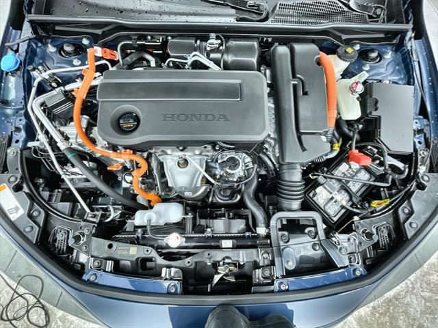 new 2025 Honda Civic Hybrid car, priced at $30,555