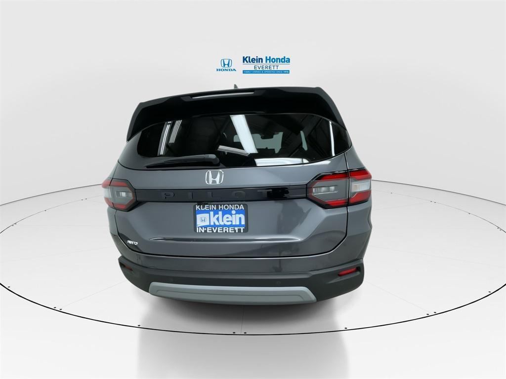 new 2025 Honda Pilot car, priced at $49,800