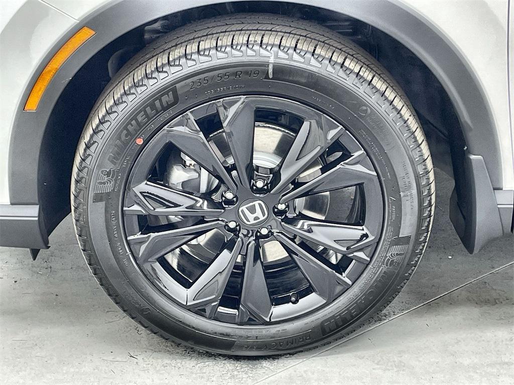 new 2026 Honda CR-V Hybrid car, priced at $44,155