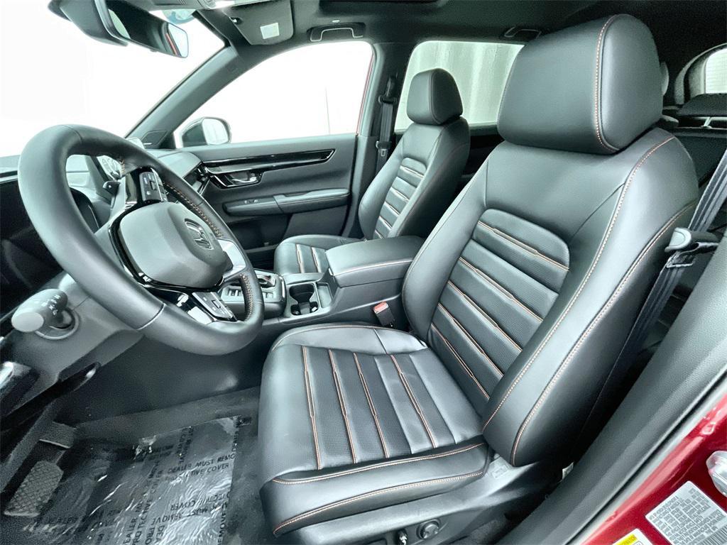 new 2026 Honda CR-V Hybrid car, priced at $44,155