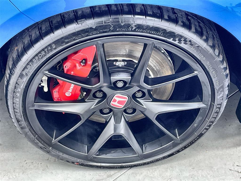 new 2025 Honda Civic Type R car, priced at $57,545