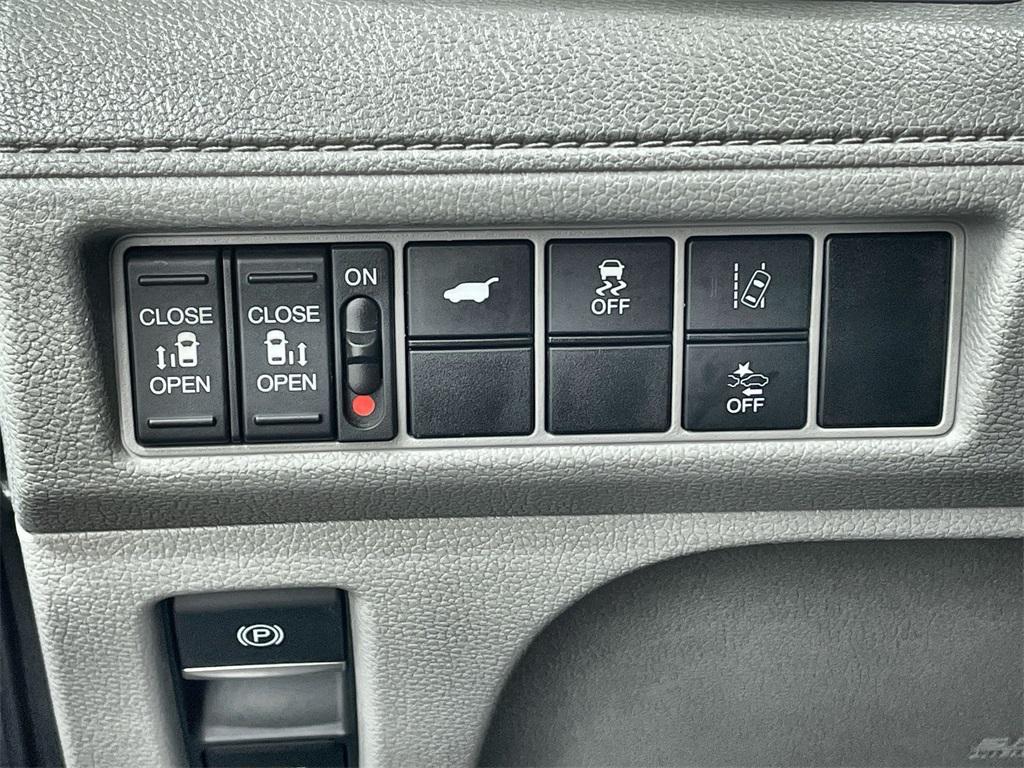 used 2019 Honda Odyssey car, priced at $25,599