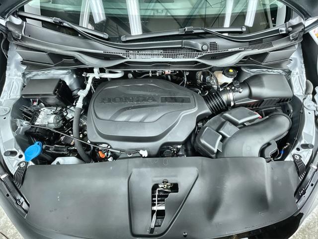 new 2025 Honda Odyssey car, priced at $43,670