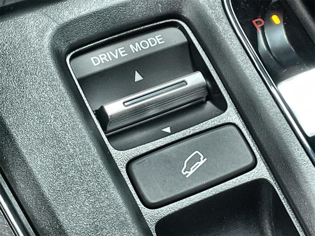 new 2026 Honda CR-V Hybrid car, priced at $40,250