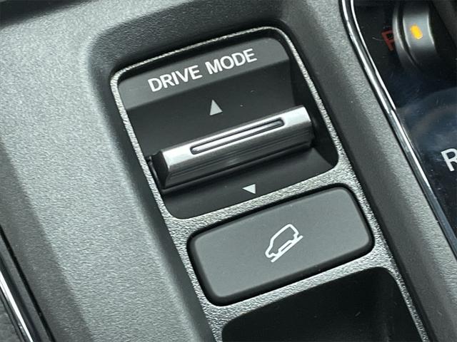 new 2026 Honda CR-V Hybrid car, priced at $40,650