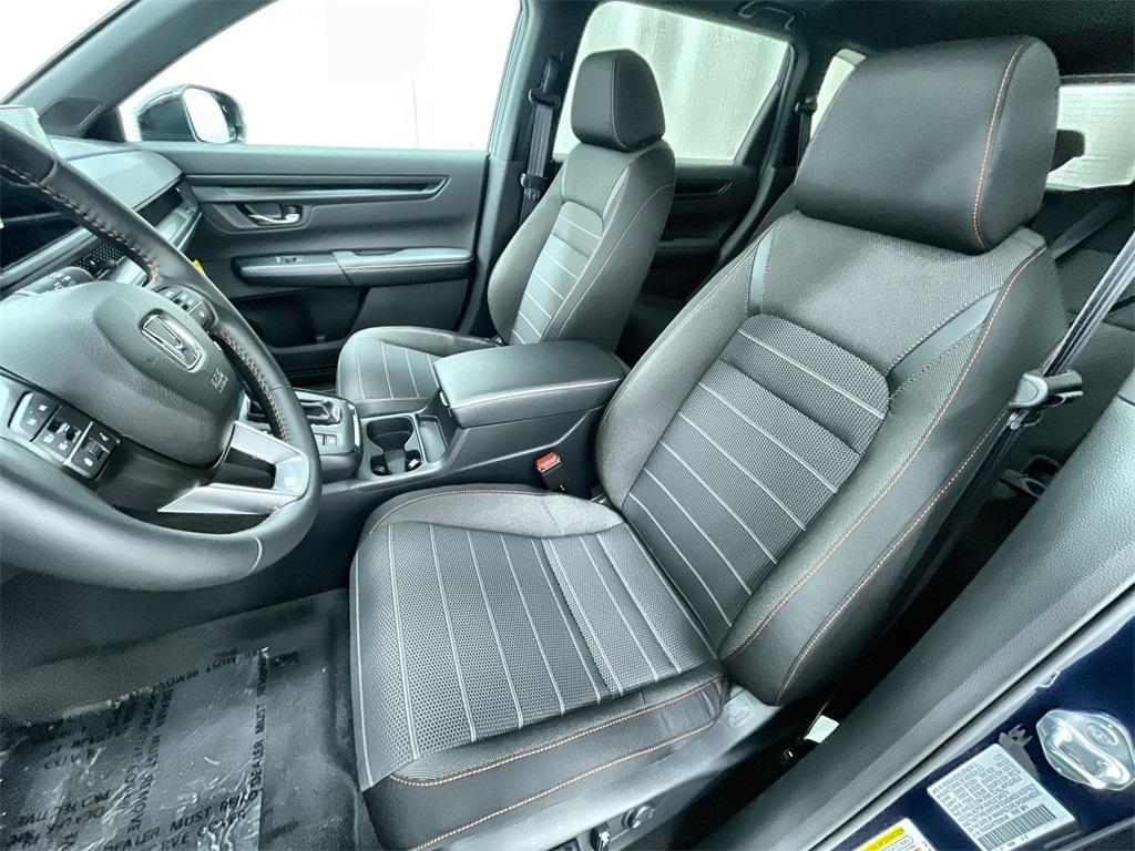 new 2026 Honda CR-V Hybrid car, priced at $38,580