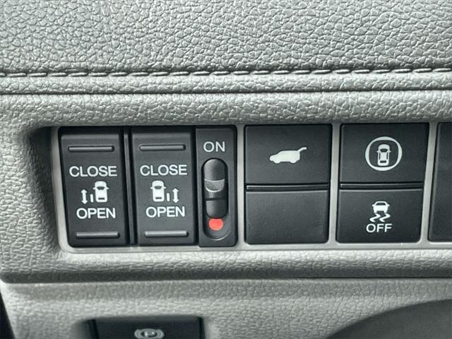 used 2024 Honda Odyssey car, priced at $43,699