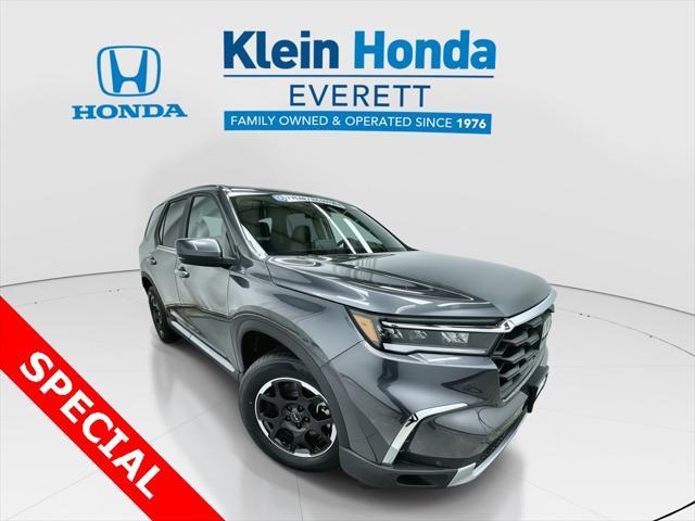 new 2025 Honda Pilot car, priced at $44,788