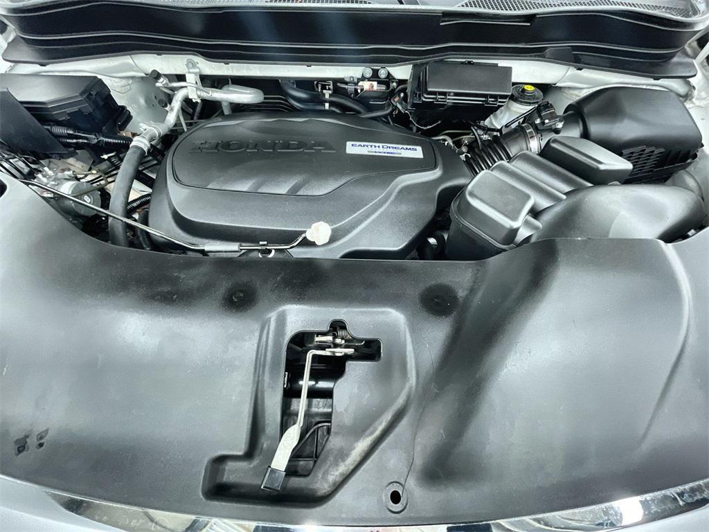 used 2019 Honda Pilot car, priced at $31,699