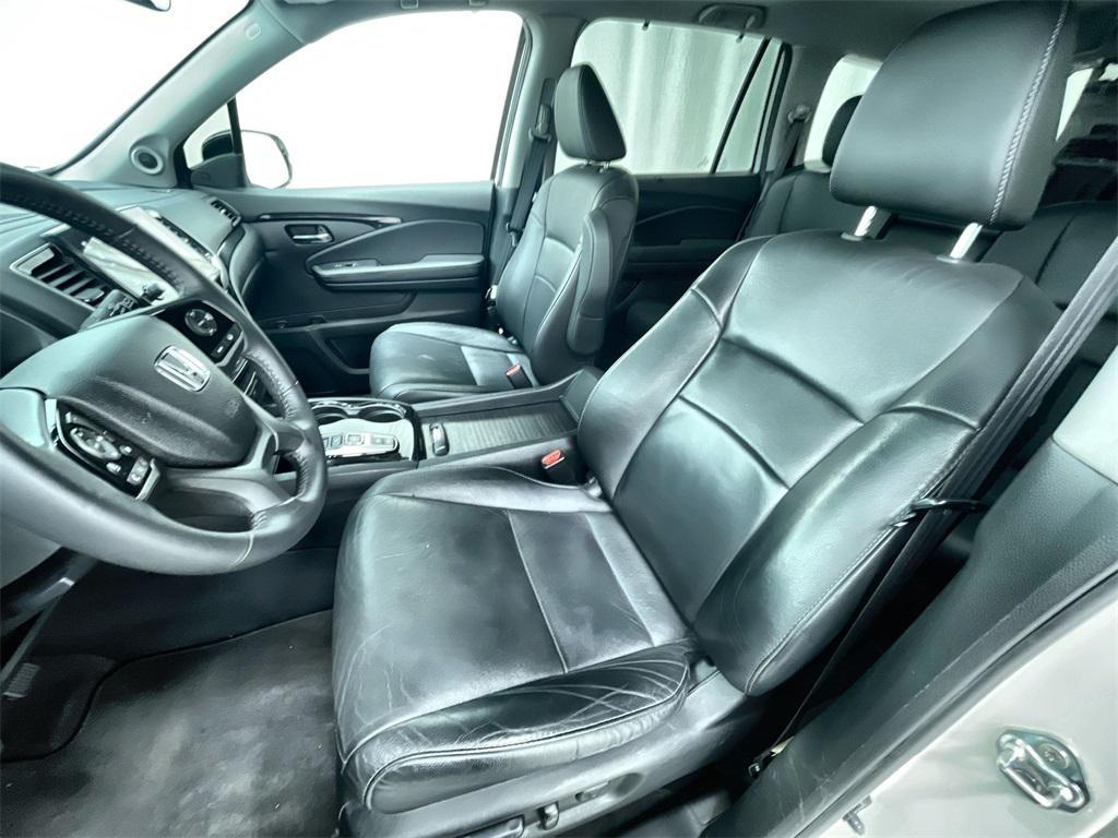 used 2019 Honda Pilot car, priced at $31,699