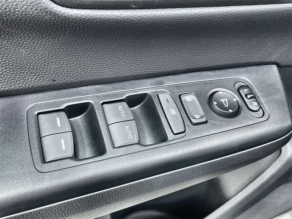 new 2026 Honda CR-V Hybrid car, priced at $38,580