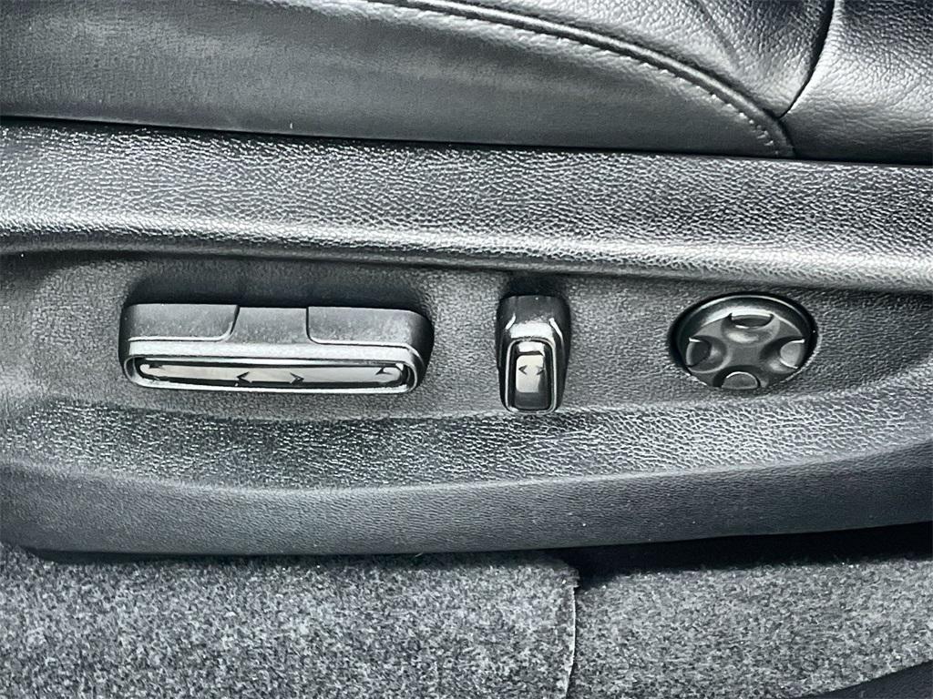 used 2022 Honda CR-V car, priced at $29,999