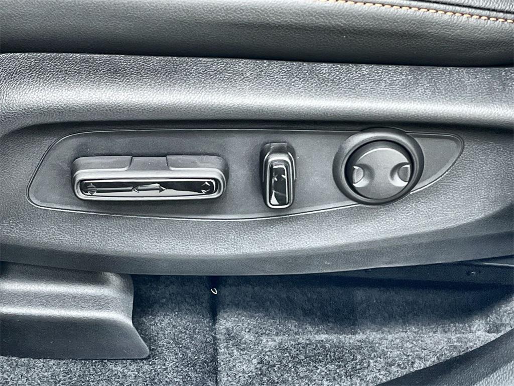 new 2026 Honda CR-V Hybrid car, priced at $38,698