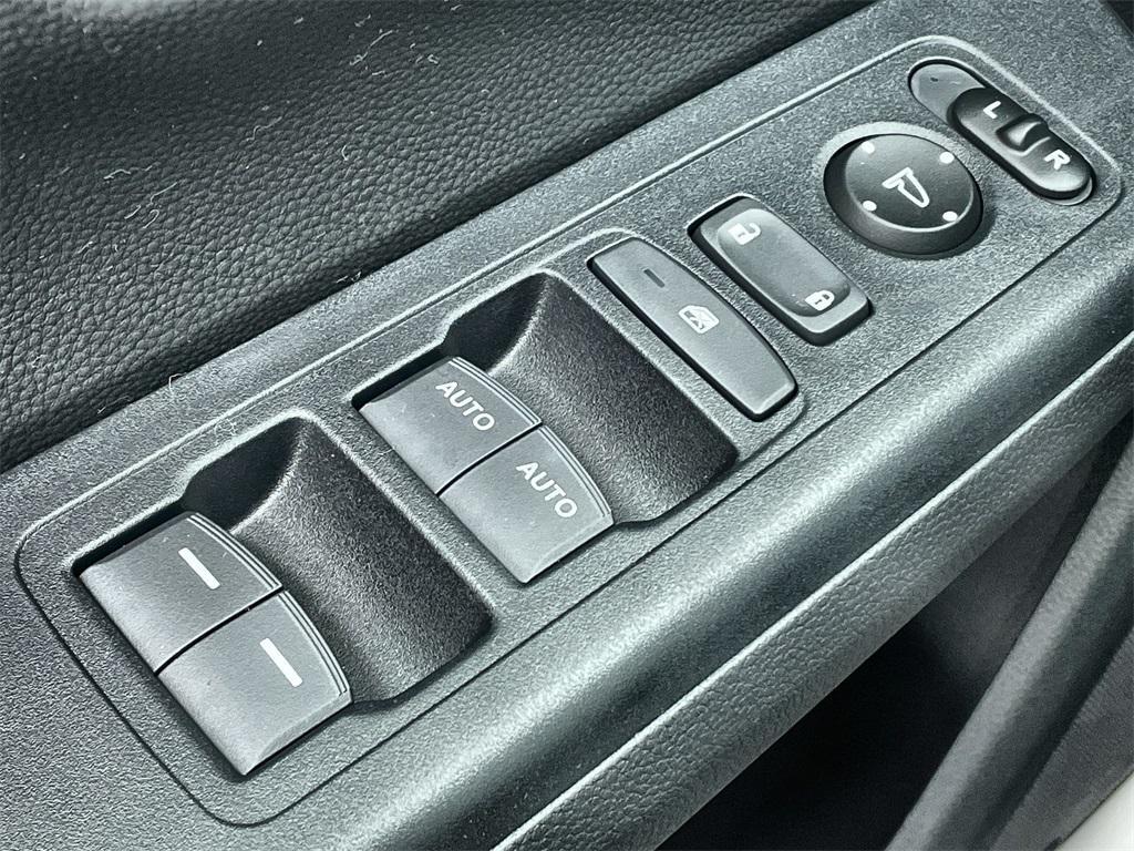 new 2026 Honda CR-V Hybrid car, priced at $40,650