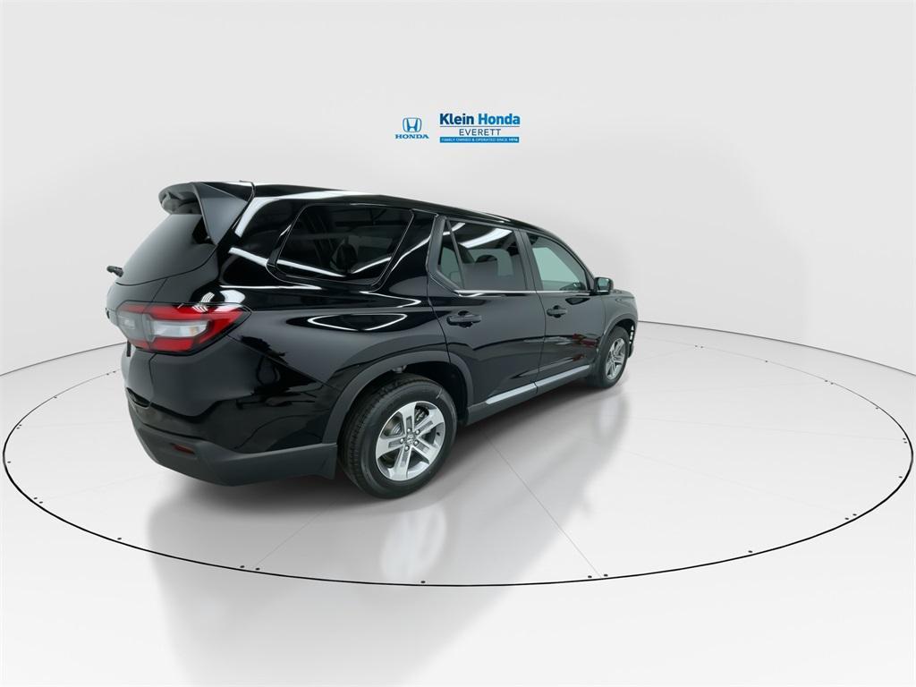 new 2025 Honda Pilot car, priced at $47,825