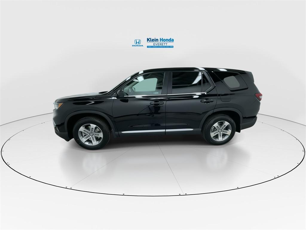 new 2025 Honda Pilot car, priced at $47,825
