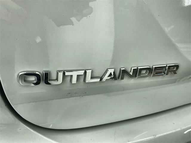 used 2022 Mitsubishi Outlander car, priced at $21,999