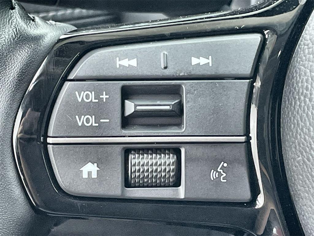 used 2025 Honda HR-V car, priced at $27,699