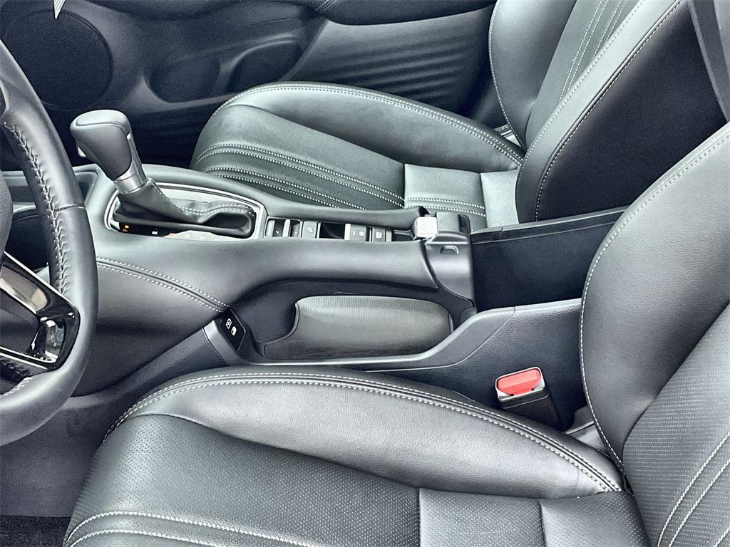 used 2025 Honda HR-V car, priced at $27,699