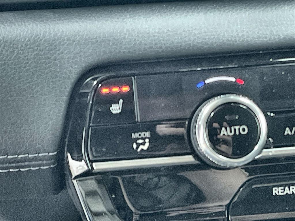 new 2025 Honda Pilot car, priced at $47,095