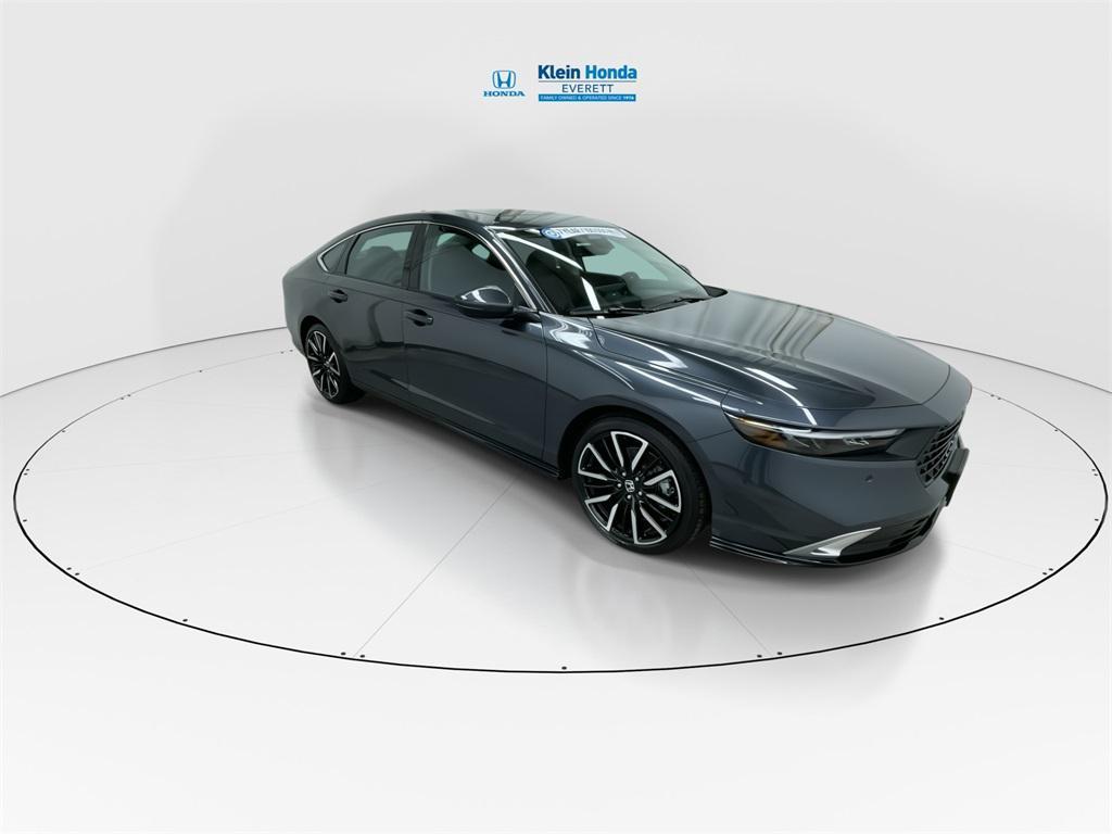 new 2025 Honda Accord Hybrid car, priced at $40,495